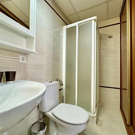 Apartment Lujoso Piso Centro Aparcamiento Privado, Terraza & Ac Malaga
